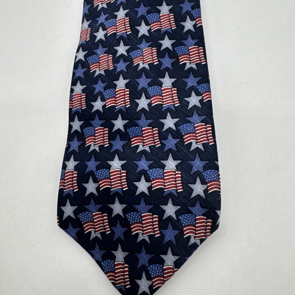 American Traditions Silk Flag Men's Neck Tie. USA Patriotic‎ Red, White & Blue.